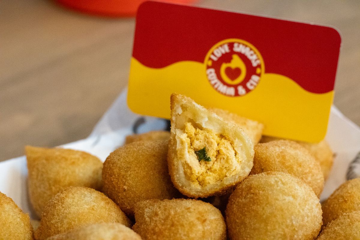 Love Snacks Coxinha & Cia